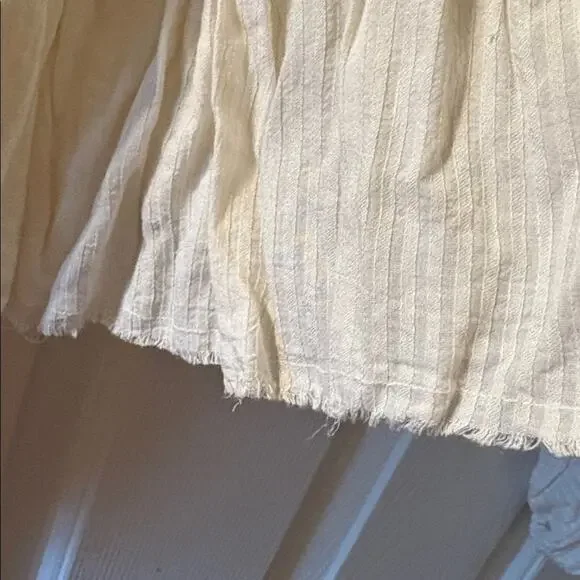 Urban Outfitters Cropped Long Sleeved Cream Top size S - Picture 4 of 9